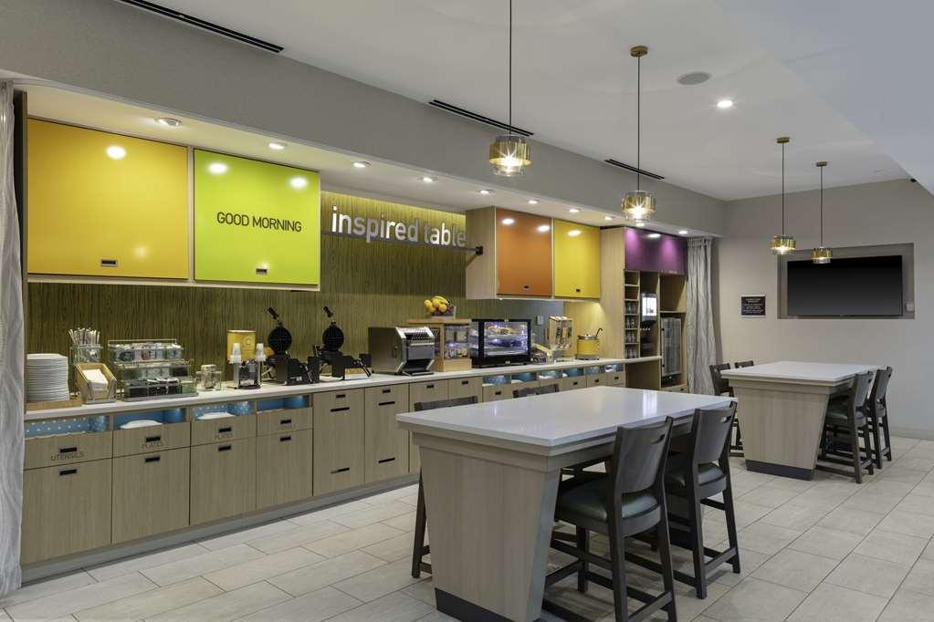 Home2 Suites By Hilton Northville Detroit Ресторант снимка
