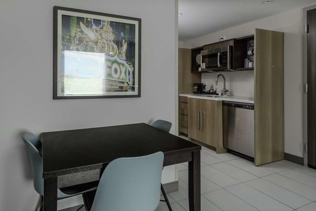 Home2 Suites By Hilton Northville Detroit Стая снимка